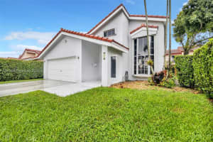18868 Nw 83rd Pl, Hialeah
