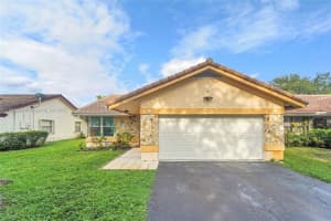 2928 Nw 94th Ave Coral Springs, FL 33065 - MLS#A11883870