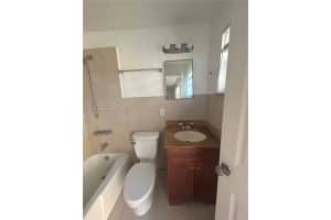 1126 Sw 15th Ter 4 Fort Lauderdale, FL 33312 - MLS#A11883886