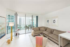 1300 Brickell Bay Dr 708 Miami, FL 33131 - MLS#A11883907