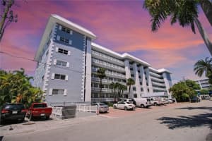 3101 Ne 47th Ct 306 Fort Lauderdale, FL 33308 - MLS#A11883923