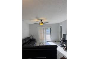 142 Nw 91st Ave 104 Pembroke Pines, FL 33024 - MLS#A11883926