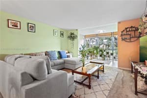 7680 Nw 18th St 206 Margate, FL 33063 - MLS#A11883937