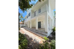 1043 Sw 9th Ct F-1 Miami, FL 33130 - MLS#A11883952