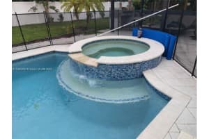 MLS# A11884003, Hollywood, Florida 33020
