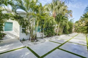 2601 Ne 11th Ct Fort Lauderdale, FL 33304 - MLS#A11884009