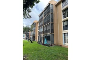 6011 Coral Lake Dr 111 Margate, FL 33063 - MLS#A11884030