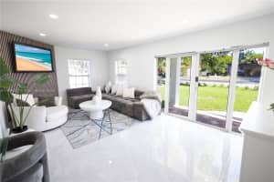 1435 Grant St Na Hollywood, FL 33020 - MLS#A11884031