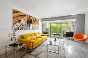 9373 Fontainebleau Blvd K212 Miami, FL 33172 - MLS#A11884036