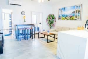824 Ne 4th St 3 Fort Lauderdale, FL 33301 - MLS#A11884112