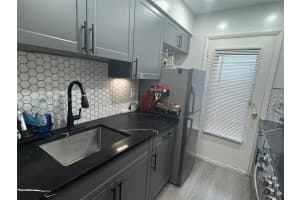 1431 S 14th Ave 111 Hollywood, FL 33020 - MLS#A11884126
