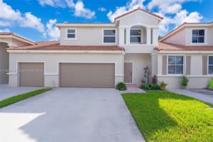 845 Nw 132nd Ave, Pembroke Pines