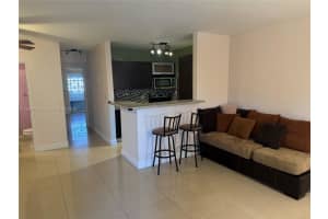 467 Golden Isles Dr 205 Hallandale Beach, FL 33009 - MLS#A11884145