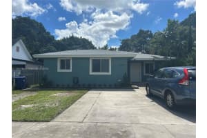 3046 Nw 66th St, Miami