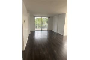 3660 Ne 166th St 215, North Miami Beach