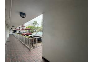 3660 Ne 166th St 101 +40' Deeded Dock North Miami Beach, FL 33160 - MLS#A11884268