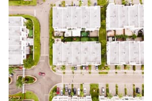 10279 Nw 72nd St Doral, FL 33178 - MLS#A11884275