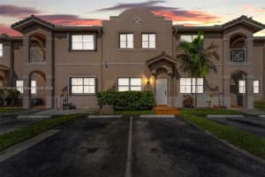16618 Nw 71st Ave, Miami Lakes