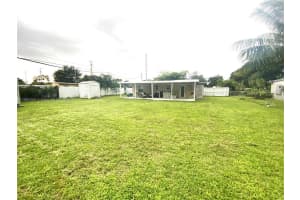 15815 Nw 22nd Ave Miami Gardens, FL 33054 - MLS#A11884309