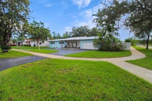 1190 Robin Ave Miami Springs, FL 33166 - MLS#A11884336