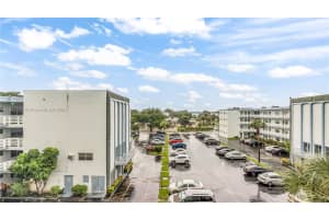 4050 Nw 42nd Ave 413 Lauderdale Lakes, FL 33319 - MLS#A11884347