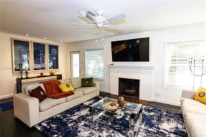 744 Ne 16th Ave Fort Lauderdale, FL 33304 - MLS#A11884376