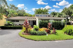 9220 Sw 78th Ct, Miami