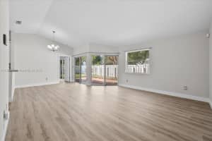 800 Nw 99th Ave Plantation, FL 33324 - MLS#A11884421