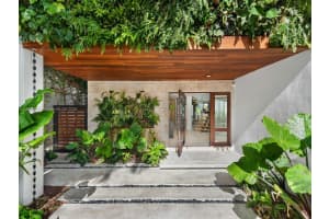 1755 Fairhaven Pl Miami, FL 33133 - MLS#A11884423