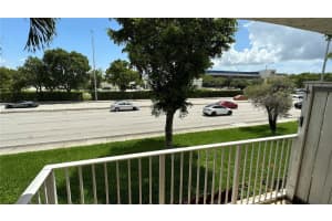 250 Nw 107th Ave 202, Miami 250 Nw 107th Ave 202, Miami