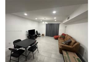 250 Nw 107th Ave 202 Miami, FL 33172 - MLS#A11884432