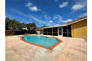 912 Ne 9th Ct Pompano Beach, FL 33060 - MLS#A11884436