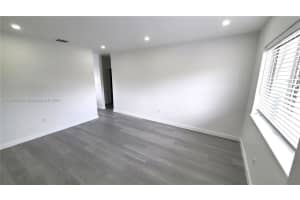 215 Zamora Ave 10 Coral Gables, FL 33134 - MLS#A11884463