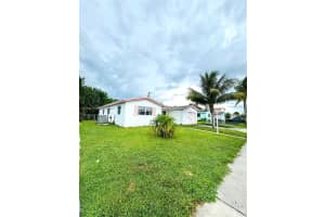 3610 Nw 32nd St Lauderdale Lakes, FL 33309 - MLS#A11884469