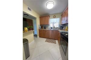 9041 Sunrise Lakes Blvd 108 Sunrise, FL 33322 - MLS#A11884474
