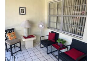 541 Blue Heron Dr 215 Hallandale Beach, FL 33009 - MLS#A11884477