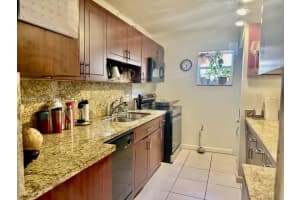 9450 Live Oak Pl 108 Davie, FL 33324 - MLS#A11884503