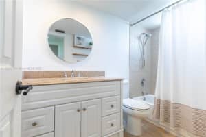 6884 N Kendall Dr C401 Pinecrest, FL 33156 - MLS#A11884519