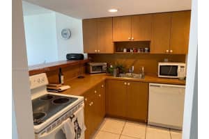 MLS# A11884564, Miami Beach, Florida 33141