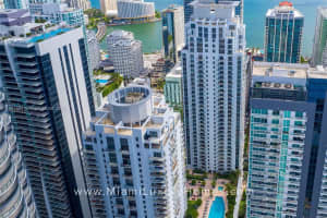 1050 Brickell 3314 Miami, FL 33131 - MLS#A11884574