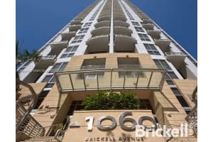 1050 Brickell 3314 Miami, FL 33131 - MLS#A11884574