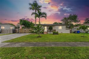 7557 Farragut St Hollywood, FL 33024 - MLS#A11884588