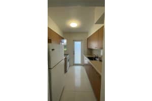 320 86th St 3 Miami Beach, FL 33141 - MLS#A11884644