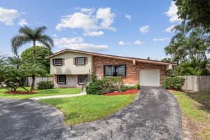 16100 Sw 108th Ct Miami, FL 33157 - MLS#A11884646