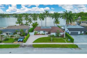 17931 Nw 85th Ave, Hialeah