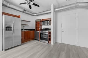 690 Sw 1 Ct Phii 19 Miami, FL 33130 - MLS#A11884654