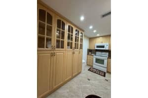 5005 Collins Ave 714 Miami Beach, FL 33140 - MLS#A11884680