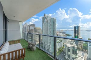 1010 Brickell Ave 3004 Miami, FL 33131 - MLS#A11884681