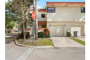 3400 Emerald Oaks Dr 801 Hollywood, FL 33021 - MLS#A11884688