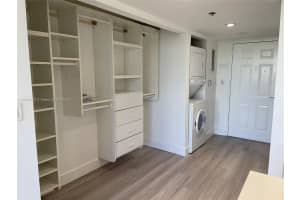 540 Brickell Key Dr 507 Miami, FL 33131 Sold 12/02/25